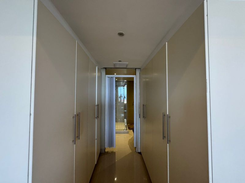 3 bedroom 2 bathroom apartment for sale in umhlanga with sea views - Photo 9