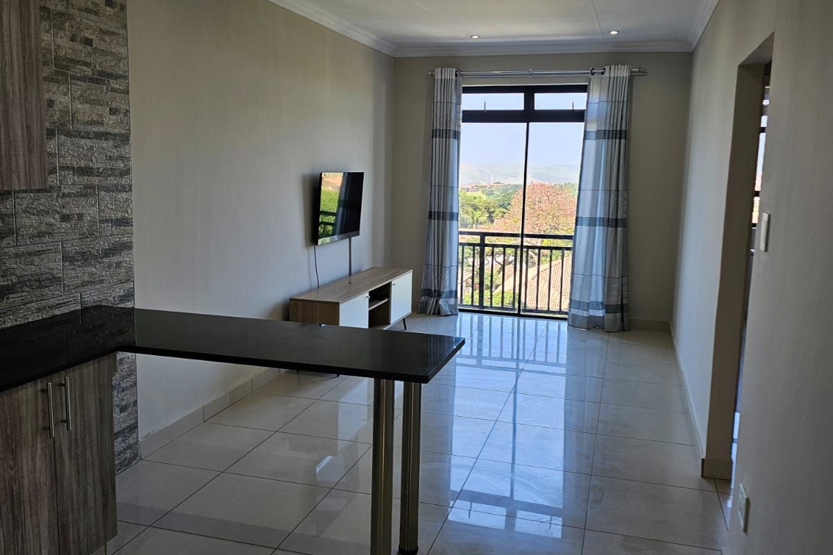 2 bedroom 1 bathroom apartment for sale in umhlanga sold fully furnished - Photo 3
