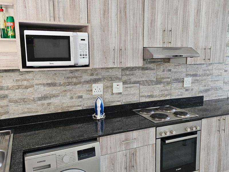 2 bedroom 1 bathroom apartment for sale in umhlanga sold fully furnished - Photo 9