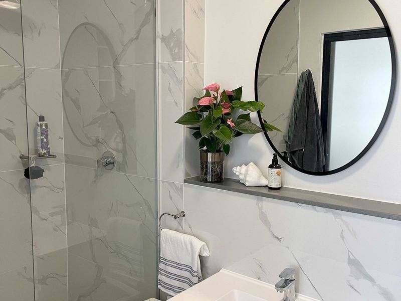 Luxury Fully Furnished 1 bed Apartment in Izinga Eco Estate - Photo 5