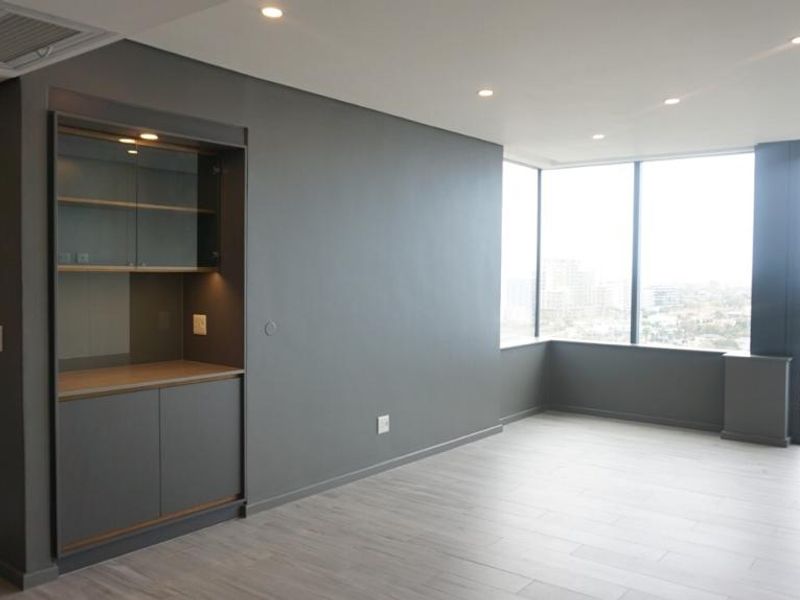 Ultra-modern North Facing Sophisticated 2-Bedroom Apartment for Sale in Umhlanga - Photo 9