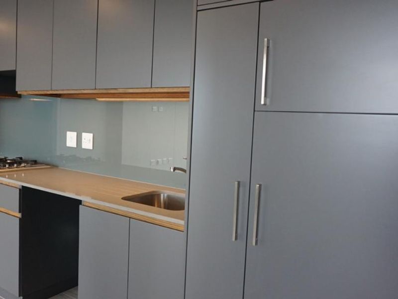 Ultra-modern North Facing Sophisticated 2-Bedroom Apartment for Sale in Umhlanga - Photo 7