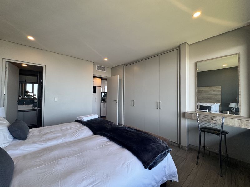 Stunning Exquisite 2 Bedroom Apartment for Sale Umhlanga Arch - Photo 7