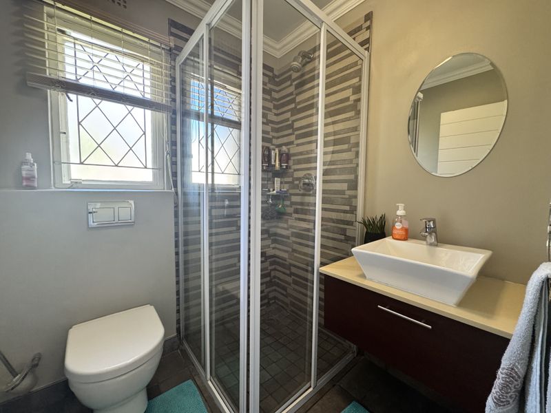 Amberly Village offers a Serene and Upscale 3 Bedroom Apartment for Sale - Photo 7