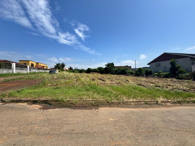 Available Natural Vacant Land of 5501 m2 for Sale in Ottawa - Photo 4