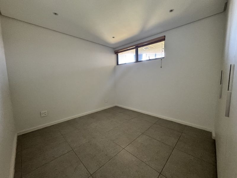 Stunning 3 Bedroom Apartment For Sale In Sibaya - Photo 9