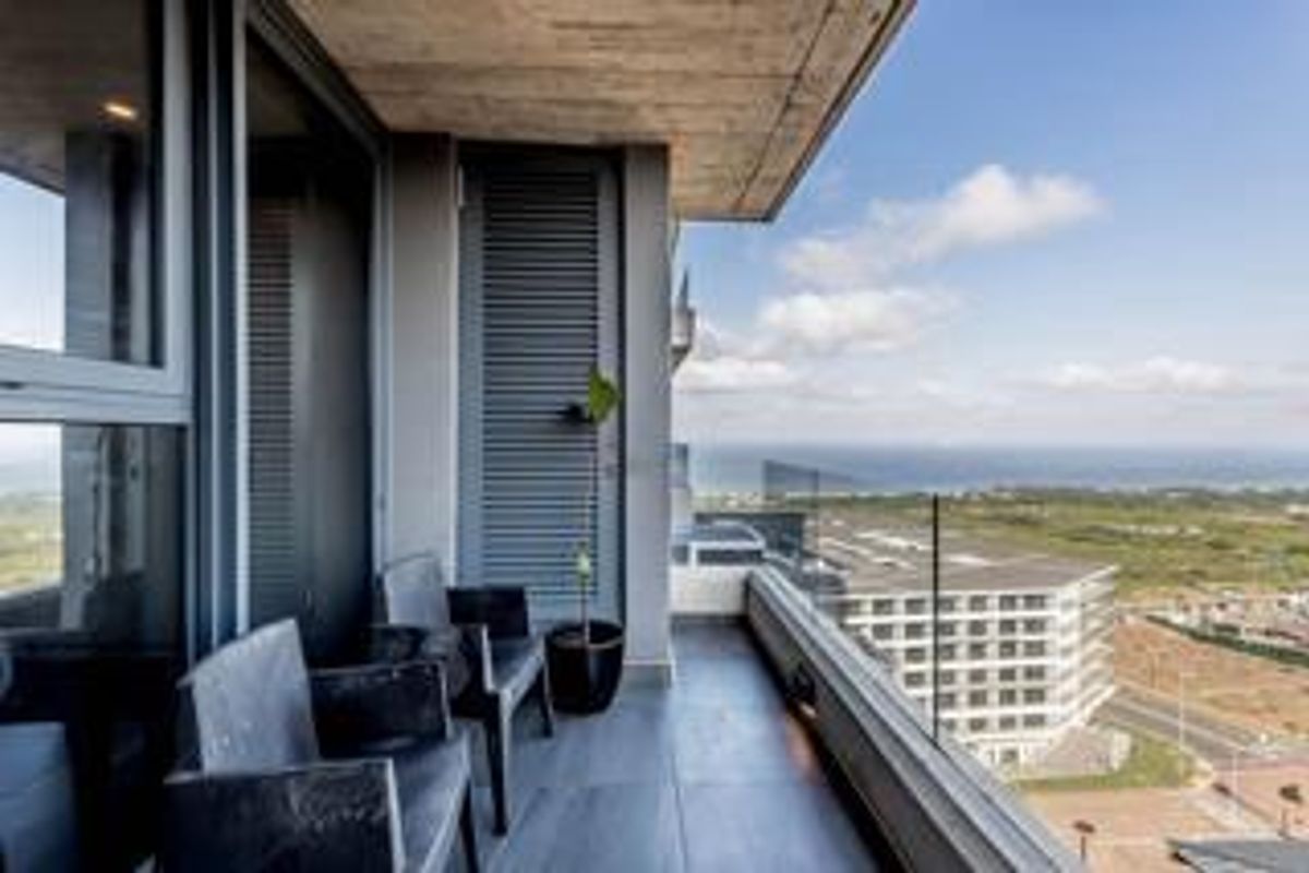 Fully Furnished Exquisite Upmarket Apartment For Sale In Umhlanga Arch - Photo 4