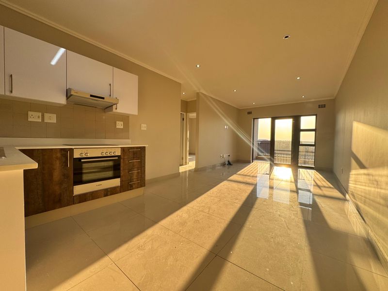 Modern 2-Bedroom Apartment for Sale in Umhlanga Ridge - Photo 3