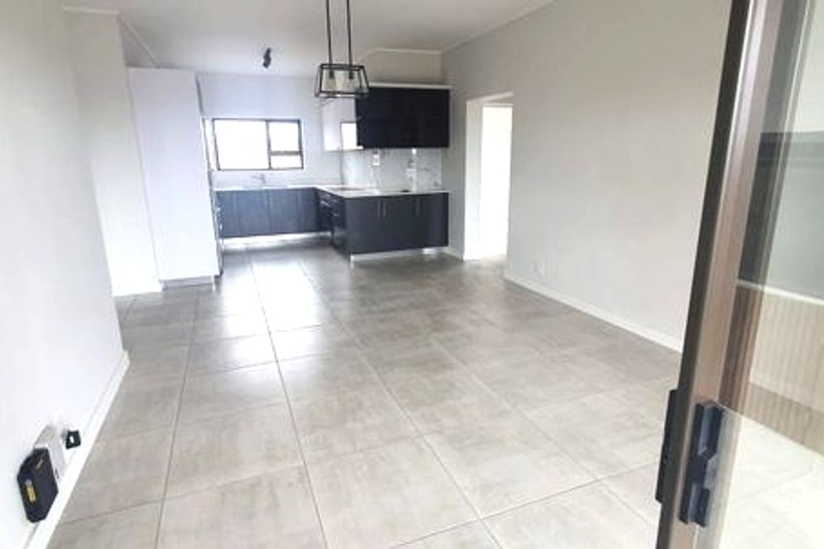 Modern 3-Bedroom Apartment for Sale in Sought-After Izinga! - Photo 4