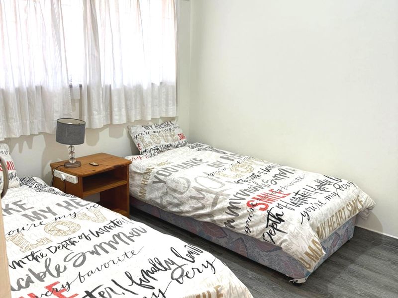 Beachfront Lifestyle Awaits – 2 Bedroom Share-Block Unit in Hibberdene - Photo 8