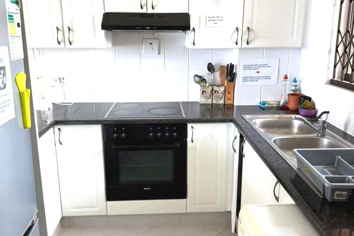 Beachfront Lifestyle Awaits – 2 Bedroom Share-Block Unit in Hibberdene - Photo 2