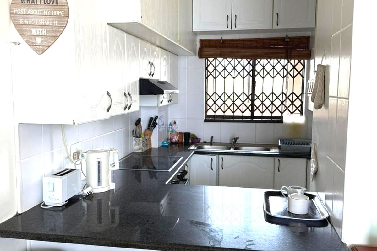 Beachfront Lifestyle Awaits – 2 Bedroom Share-Block Unit in Hibberdene - Photo 3