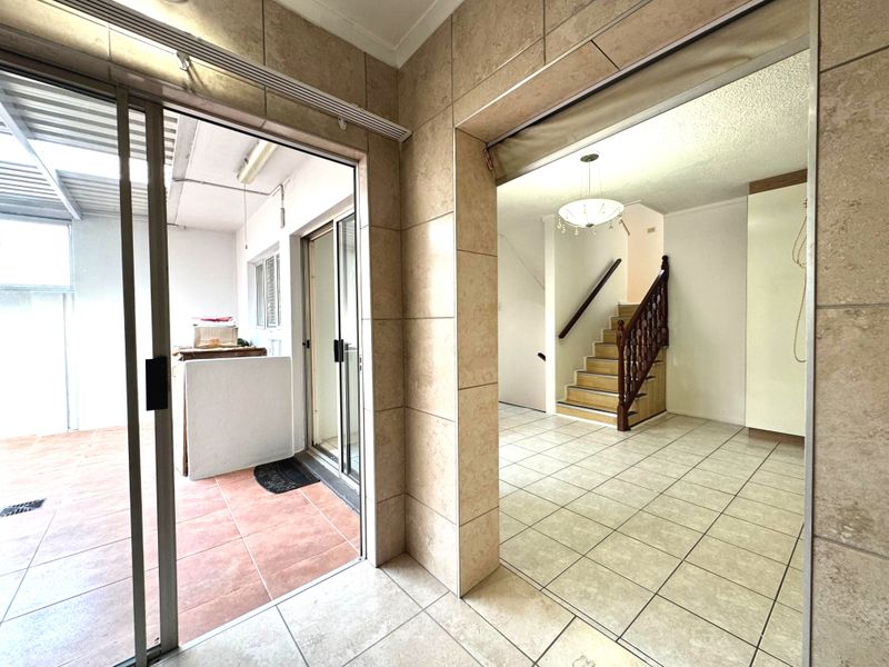 Charming 3-Bedroom Home in Secure Musgrave Complex – Prime Location! - Photo 9