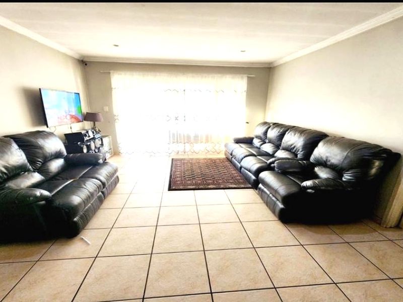 3 Bedroom For Sale | Mount Edgecombe – Secure Gated Complex - Photo 3