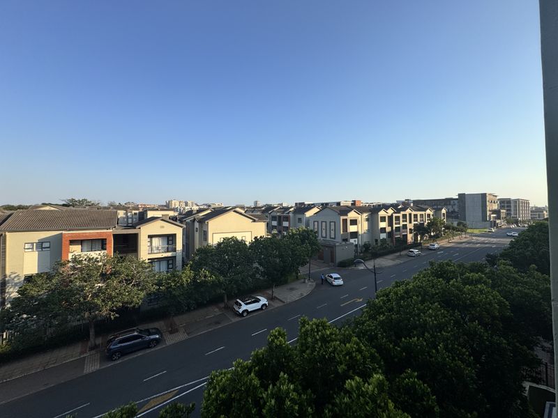 One Bedroom Apartment For Sale Umhlanga - Photo 8