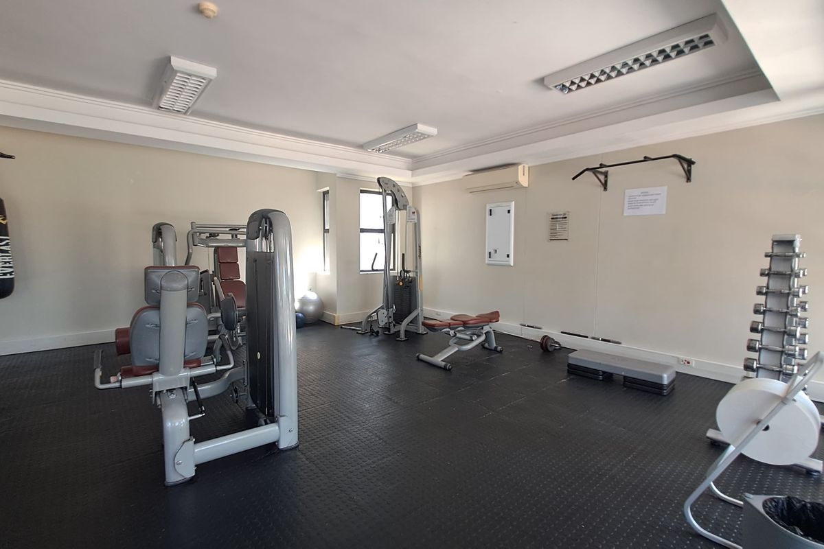 Modern 1-Bedroom Living in the Heart of Umhlanga - Photo 3