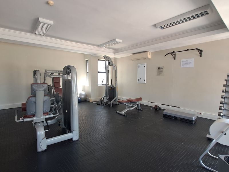 Modern 1-Bedroom Living in the Heart of Umhlanga - Photo 3