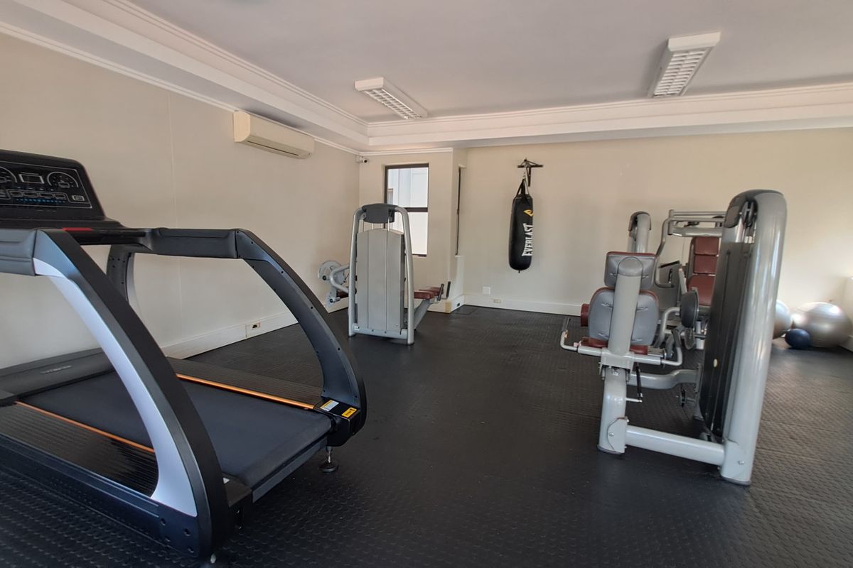 Modern 1-Bedroom Living in the Heart of Umhlanga - Photo 4