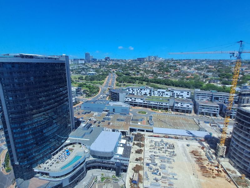 Modern Studio Apartment at The Pearls – Ideal Investment or Lock-Up-and-Go - Photo 2