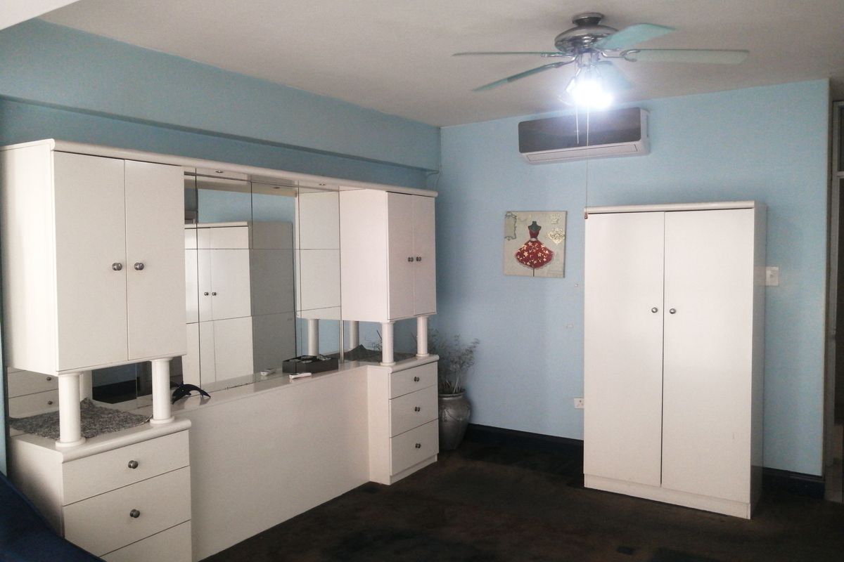 2 Bedroom   Furnished  Apartment  To Let - Photo 5