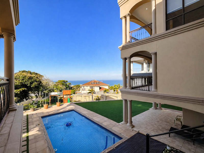The Ultimate Umhlanga Statement Home! - Photo 4