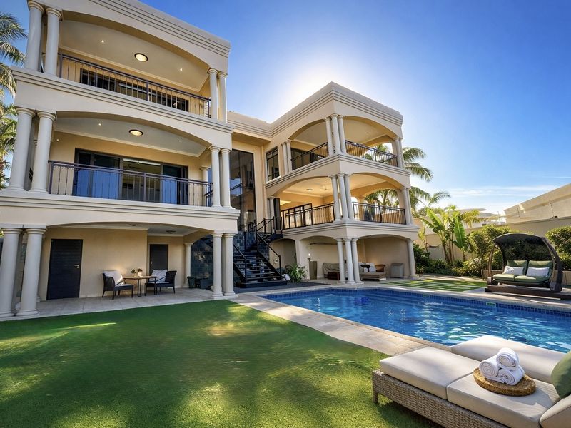 The Ultimate Umhlanga Statement Home! - Photo 2