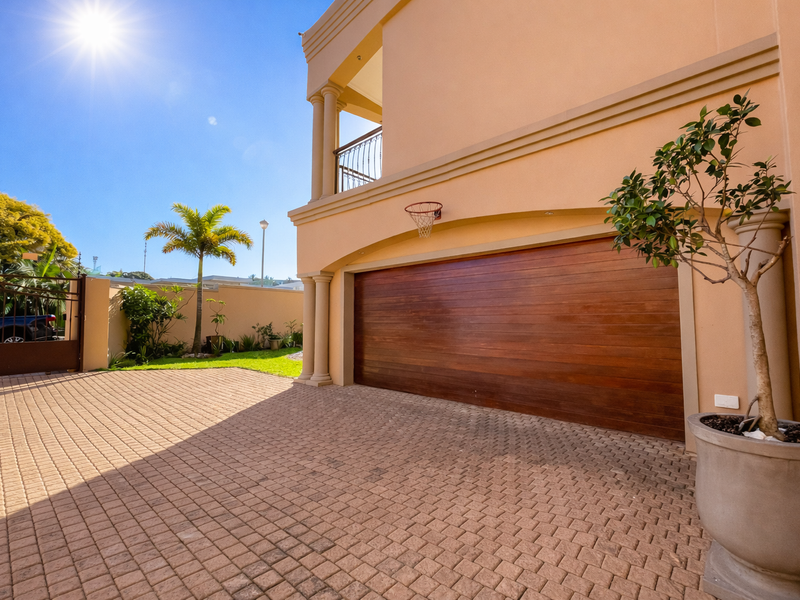 The Ultimate Umhlanga Statement Home! - Photo 6