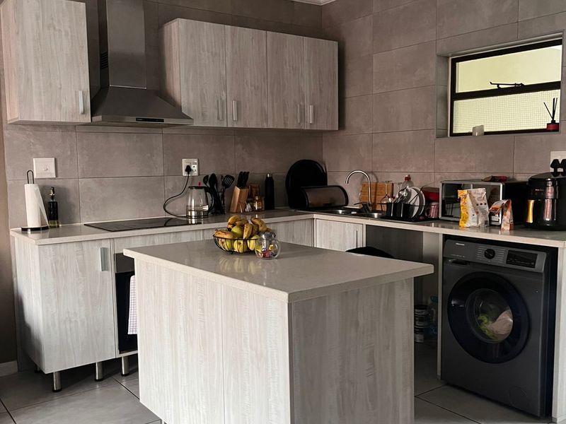 1 Bedroom Apartment for sale in Rosewood Terraces - Photo 1