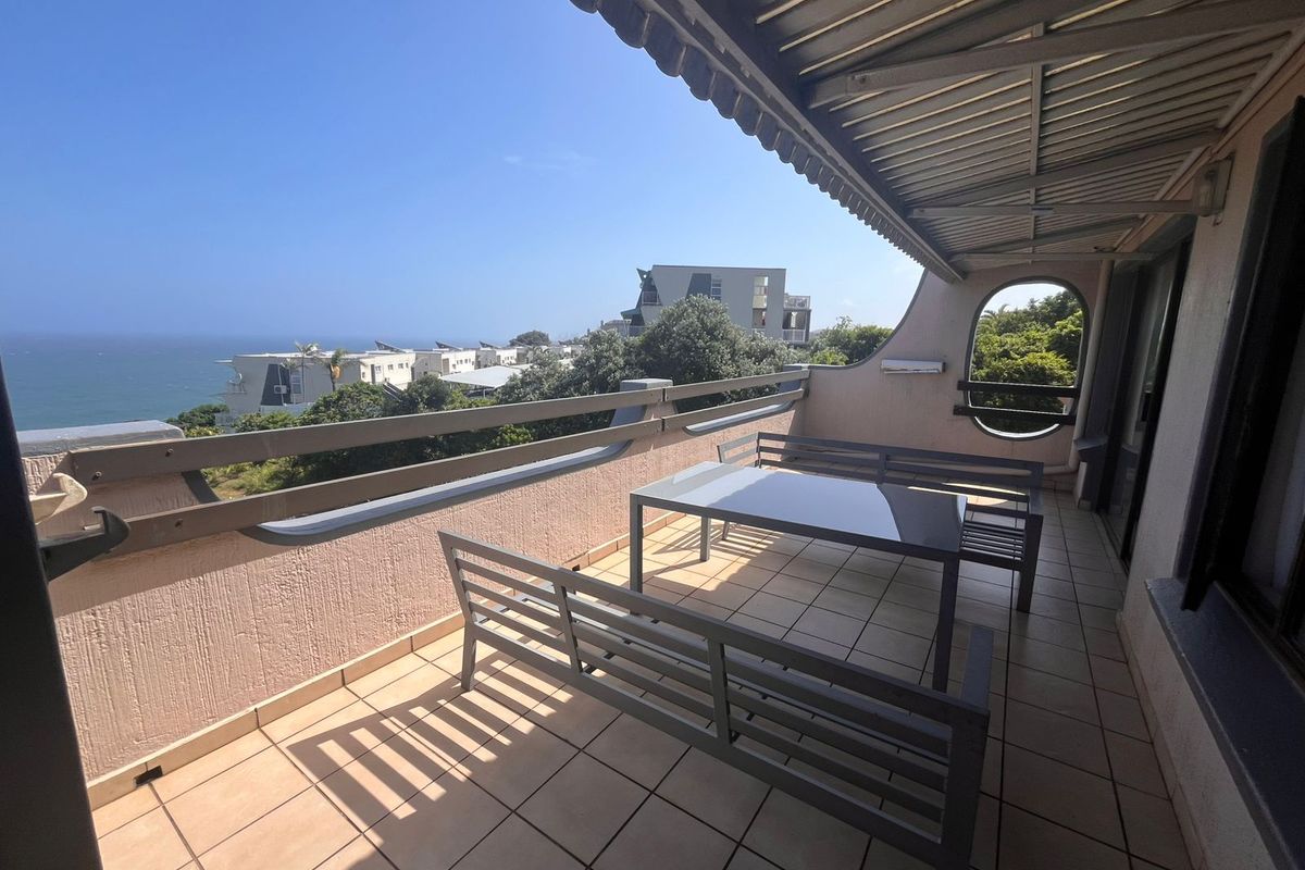 Luxury Fully Furnished Coastal Living with Breathtaking Sea Views - Photo 2