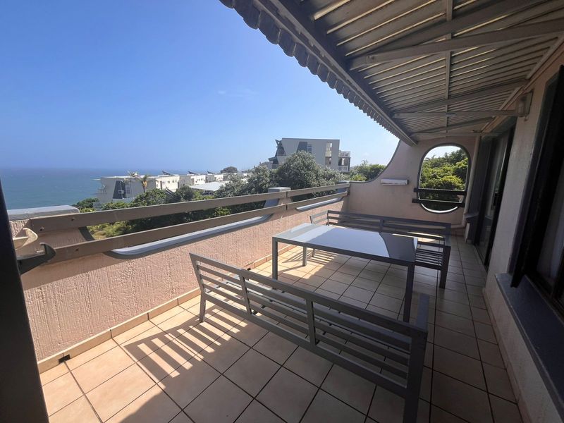 Luxury Fully Furnished Coastal Living with Breathtaking Sea Views - Photo 2