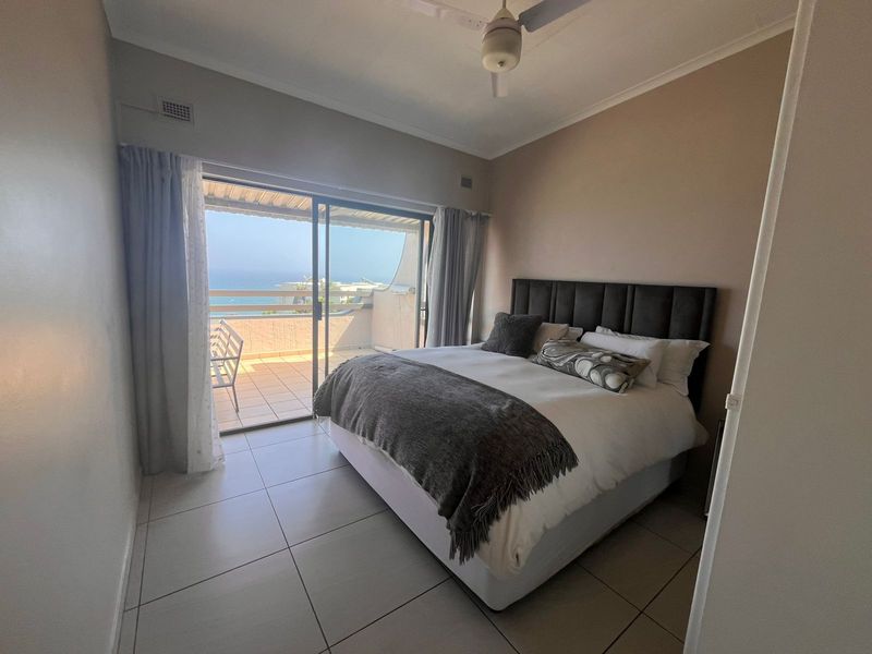 Luxury Fully Furnished Coastal Living with Breathtaking Sea Views - Photo 5