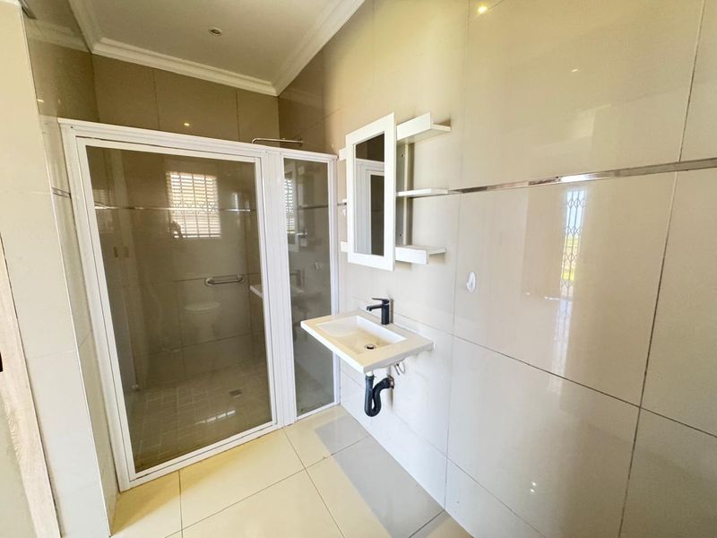 two bedroom two bathroom with ocean views for sale in la mercy - Photo 5