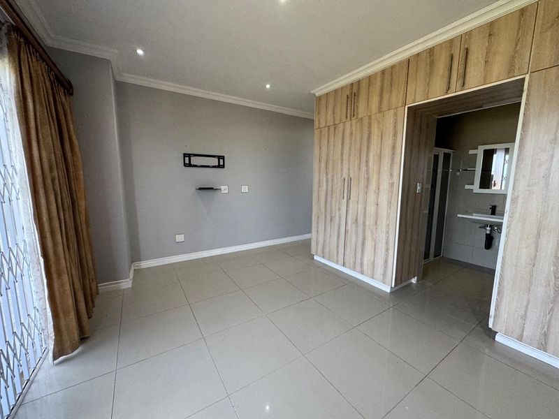 two bedroom two bathroom with ocean views for sale in la mercy - Photo 6