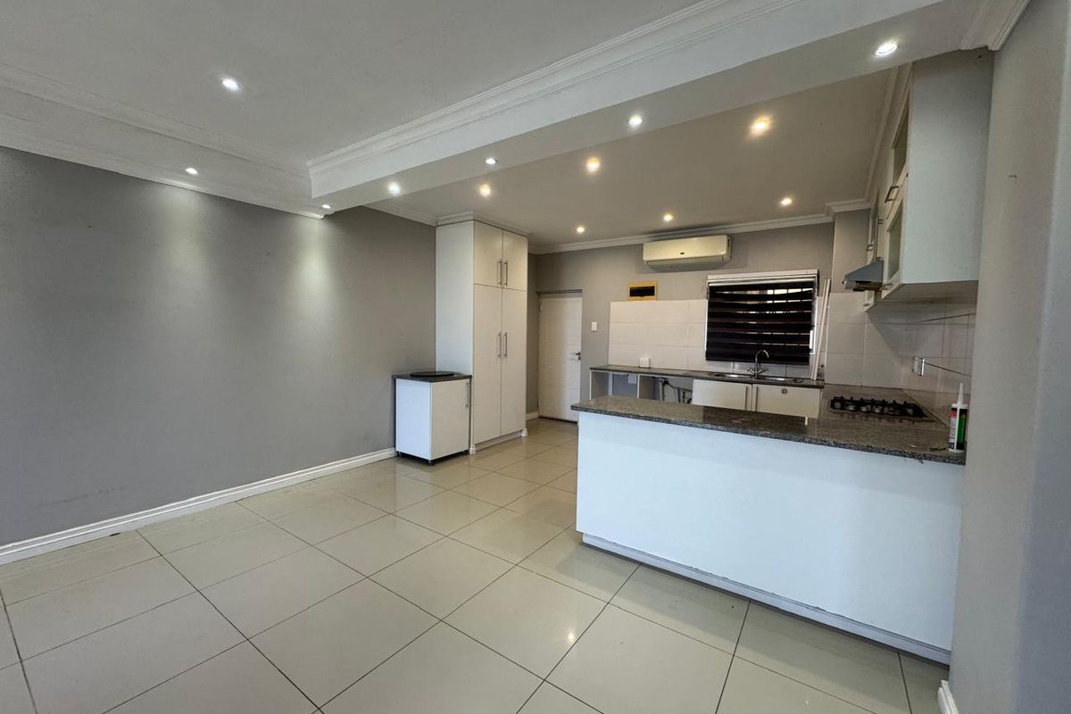 two bedroom two bathroom with ocean views for sale in la mercy - Photo 2