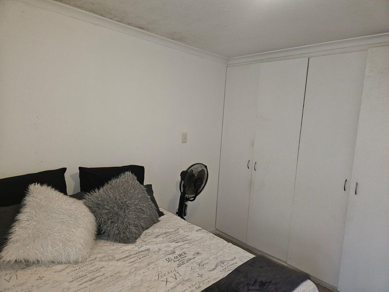 Prime  Property Presents A Stunning Two Bedroom Apartment Situated In Umhlanga Ridge - Photo 7