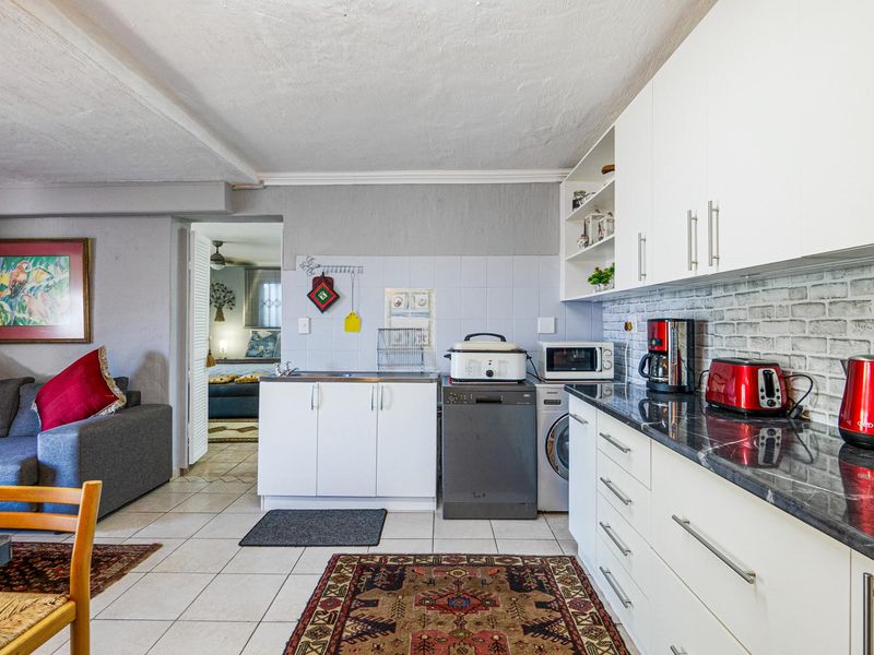 House For Sale In Amanzimtoti - Photo 5