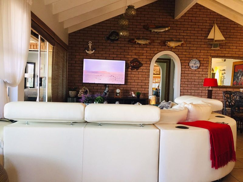 House For Sale In Amanzimtoti - Photo 10