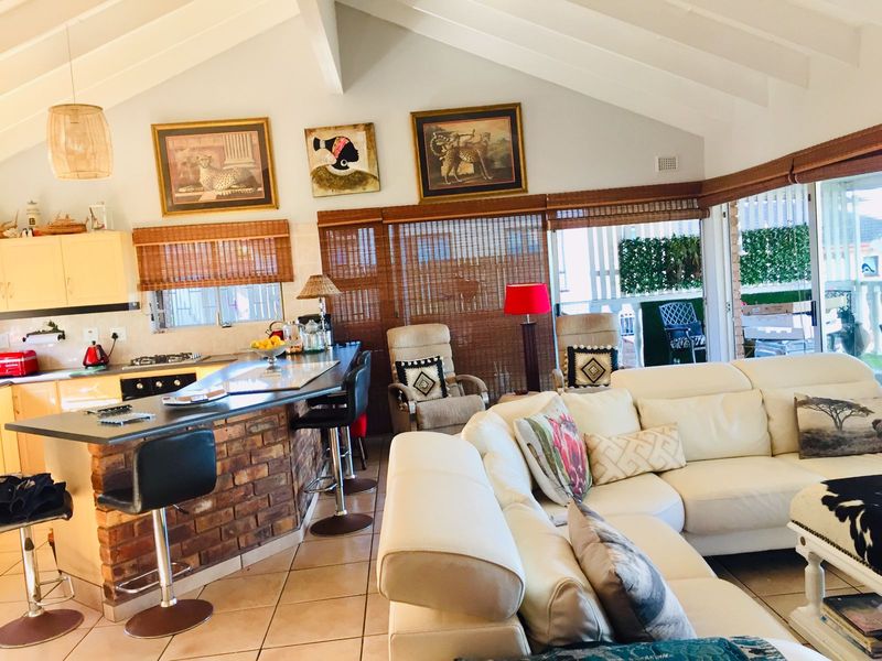 House For Sale In Amanzimtoti - Photo 6