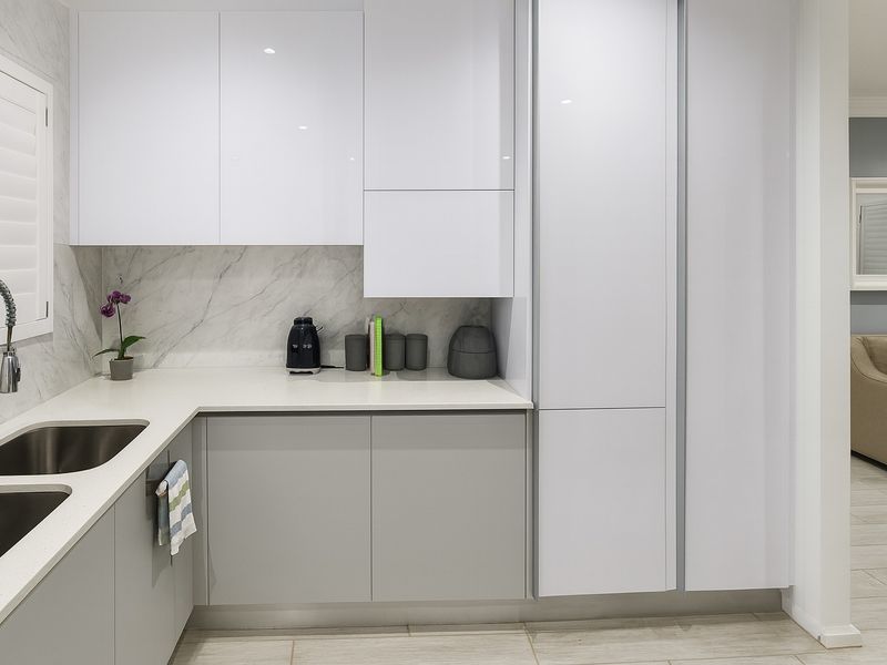 Private Coastal Oasis on Marine Drive with Direct Umhlanga Beach Access! - Photo 9