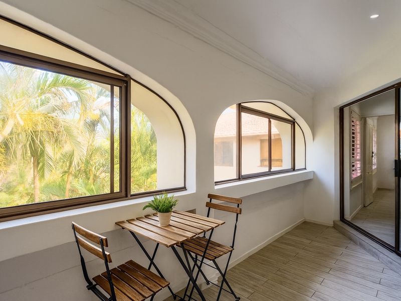 Private Coastal Oasis on Marine Drive with Direct Umhlanga Beach Access! - Photo 5