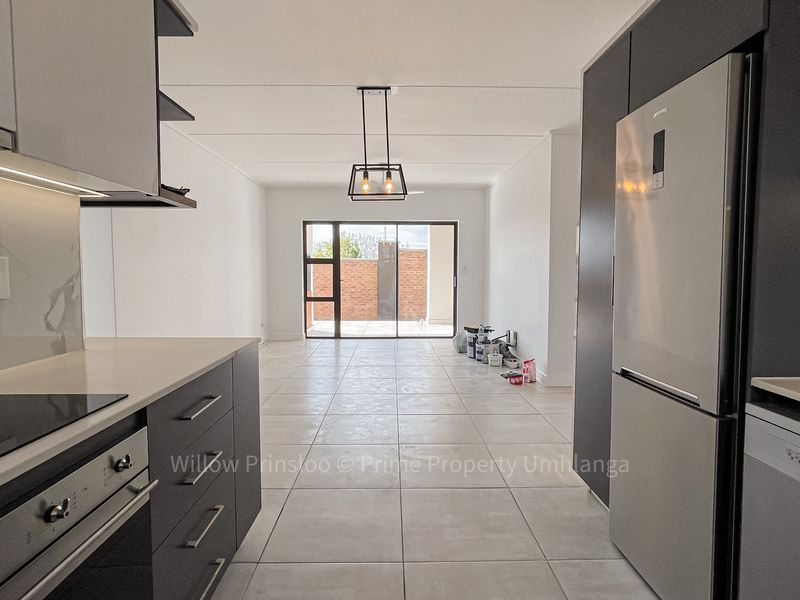 Stunning 3 Bed 2 Bath Premium Garden Unit in Izinga Eco Estate - Photo 6