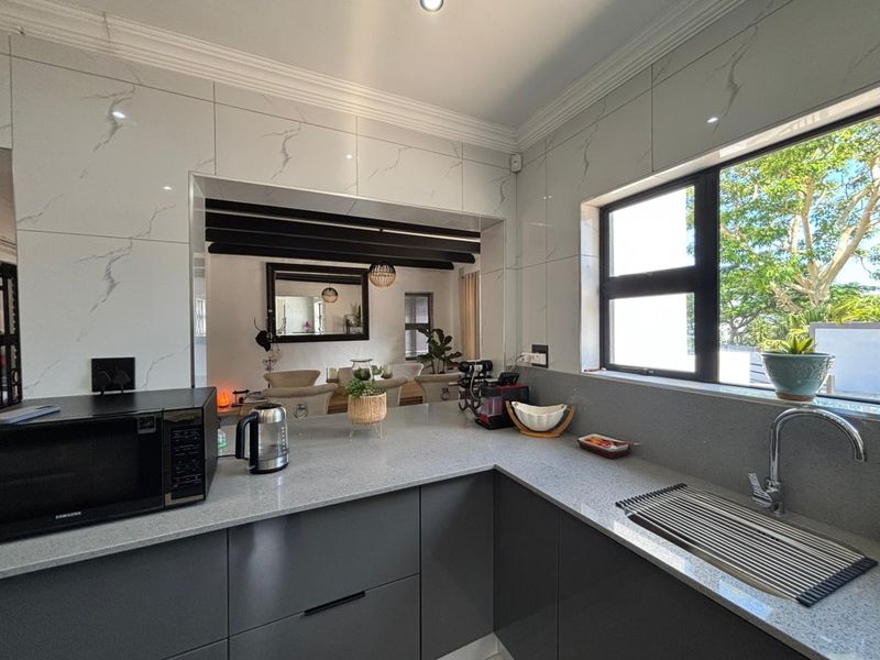 4 Bedroom Freestanding Home For Rent in Herrwood Park - Photo 10