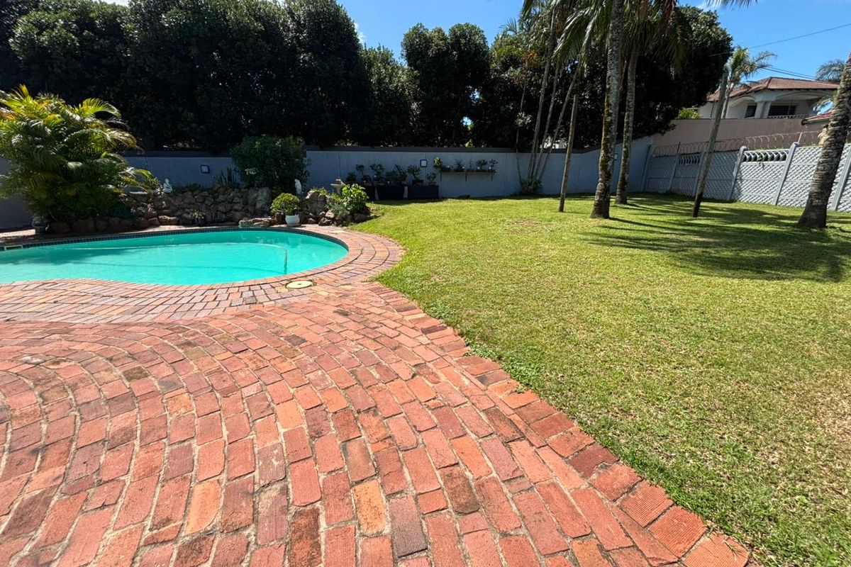 4 Bedroom Freestanding Home For Rent in Herrwood Park - Photo 4