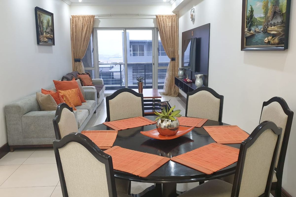 Prime  Property Presents A Stunning Two Bedroom Apartment Situated In Umhlanga Ridge For Sale - Photo 5