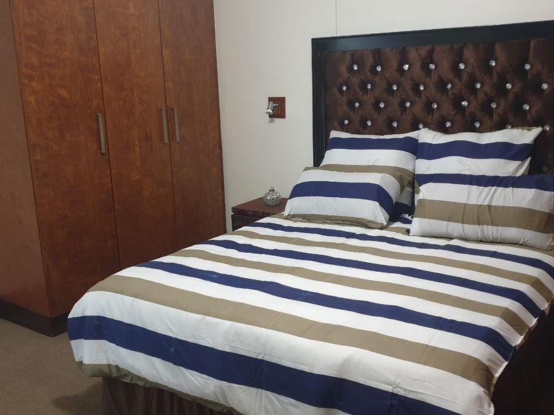 Prime  Property Presents A Stunning Two Bedroom Apartment Situated In Umhlanga Ridge For Sale - Photo 8