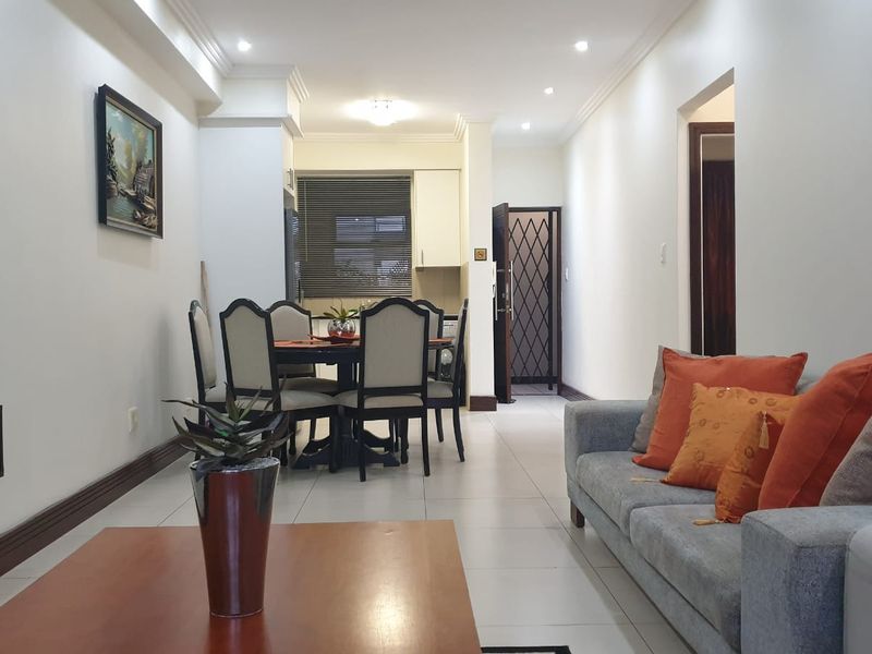 Prime  Property Presents A Stunning Two Bedroom Apartment Situated In Umhlanga Ridge For Sale - Photo 4