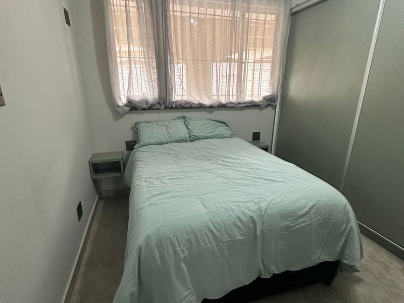 Spacious 2 Bedroom Apartment - Photo 10