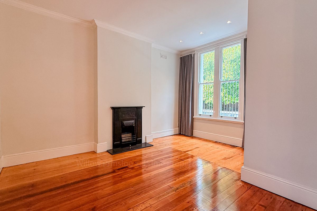 The Most Comfortable, Character-Filled Home to Rent in the Heart of Three Anchor Bay Cape Town! - Photo 5