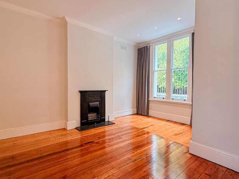 The Most Comfortable, Character-Filled Home to Rent in the Heart of Three Anchor Bay Cape Town! - Photo 5