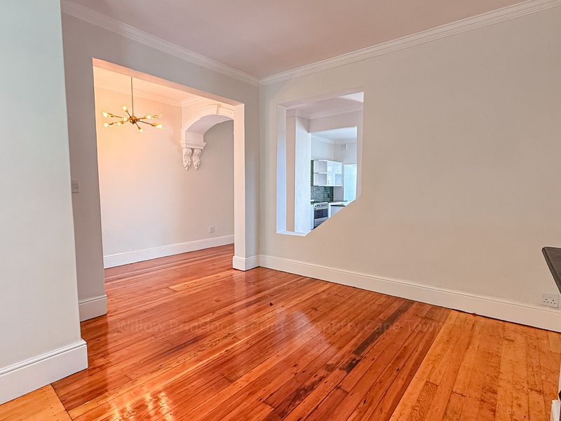 The Most Comfortable, Character-Filled Home to Rent in the Heart of Three Anchor Bay Cape Town! - Photo 10